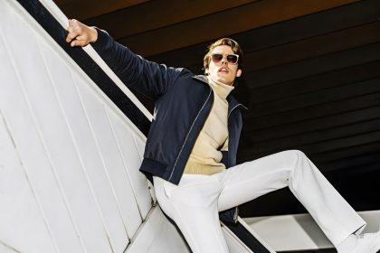 Balti drabužiai – ne tik vasarai: kaip stilingai dėvėti baltas kelnes rudenį ir žiemą