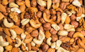 Patarimas visiems, kas turi riešutų - jie išliks švieži daugelį metų!