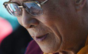 Dalai Lamos paklausė, kas jį labiausiai stebina (atsakymas priverčia stabtelėti ir susimąstyti)