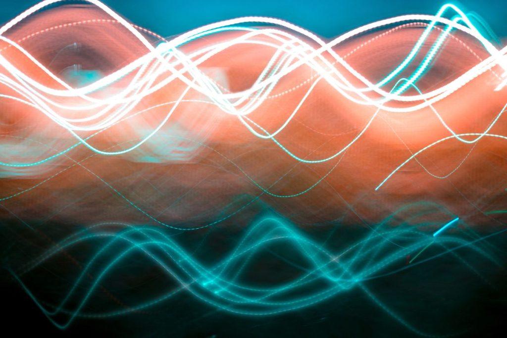 Energijos revoliucija: elektra be laidų tampa realybe. Energijos pasaulis be sienų