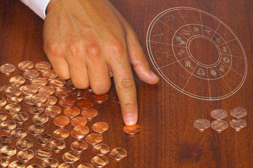 Finansinis horoskopas 2025 m. spalio 27–lapkričio 2 d.: kam žvaigždės žada pinigų augimą