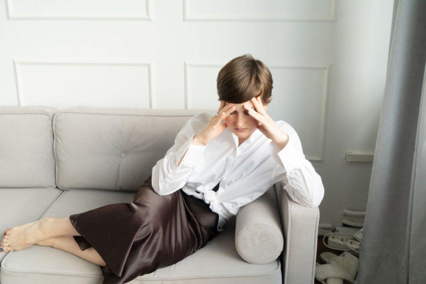 Gydytojas paaiškino, apie kokias ligas signalizuoja galvos svaigimas