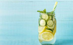 Ingredientai, kuriuos reikia įdėti į vandenį, kad pagreitėtų medžiagų apykaita