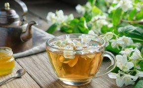 Jazminų žalia arbata: natūrali pagalba cukraus ir cholesterolio kontrolei