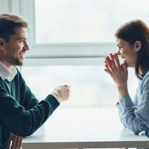 Jei susitikę su žmogumi patiriate šiuos tris dalykus - tuomet sutikote draugą iš praėjusio gyvenimo!