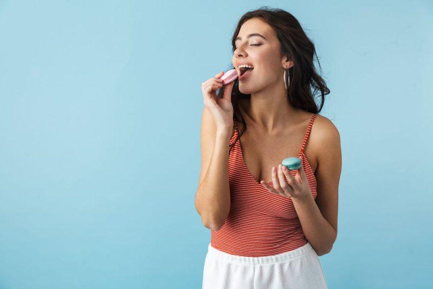 Ką reiškia nekontroliuojamas užkandžiavimas: mitybos specialisto atsakymas