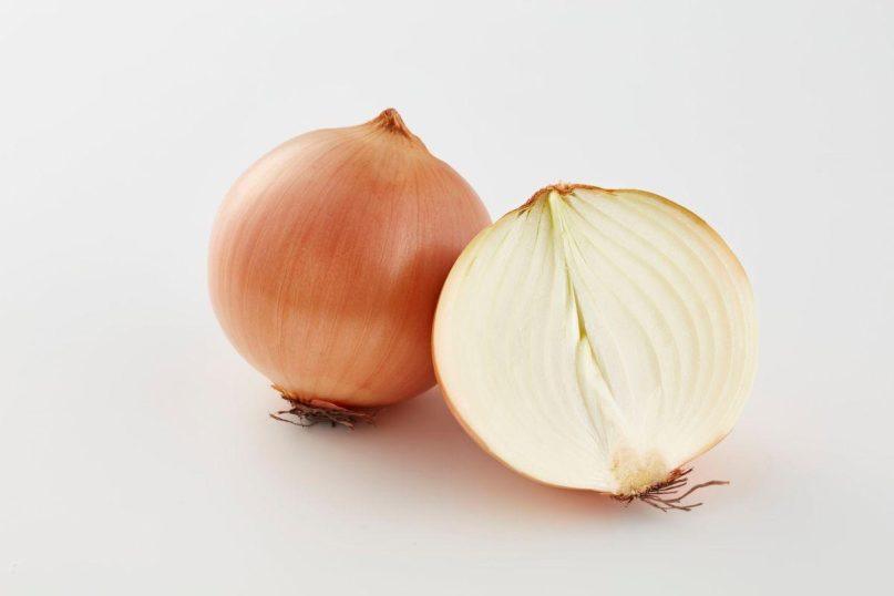 Ką sako noras valgyti svogūnus?