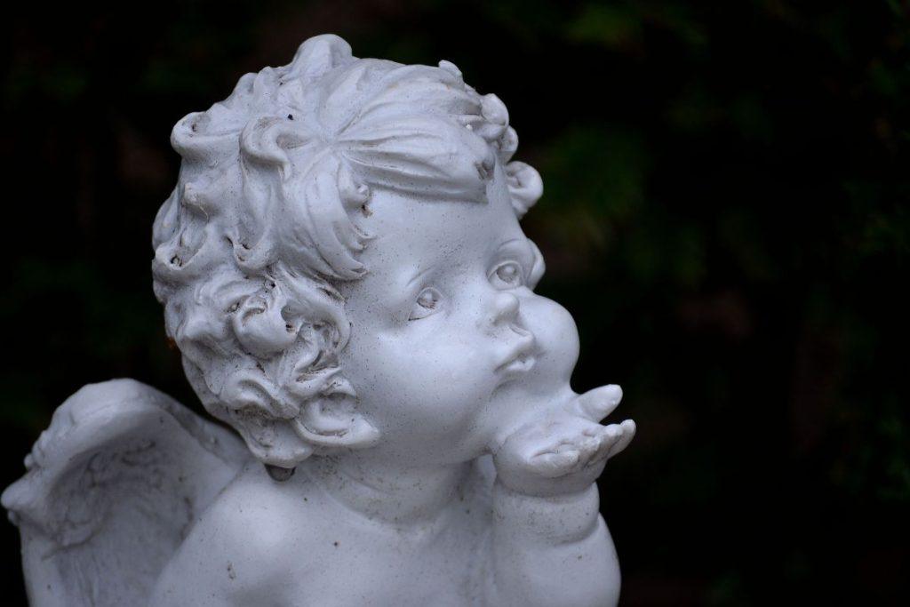 Kaip prašyti angelo sargo pagalbos, kad jis tikrai padėtų Kaip susisiekti su angelu sargu