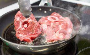 Kas ir kodėl turėtų atsisakyti keptos mėsos?