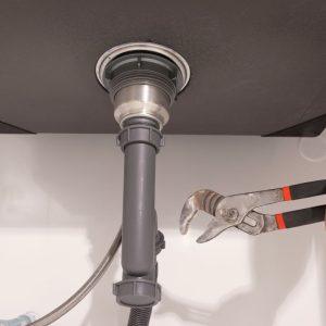 Kasdienės klaidos, dėl kurių užsikemša kriauklė