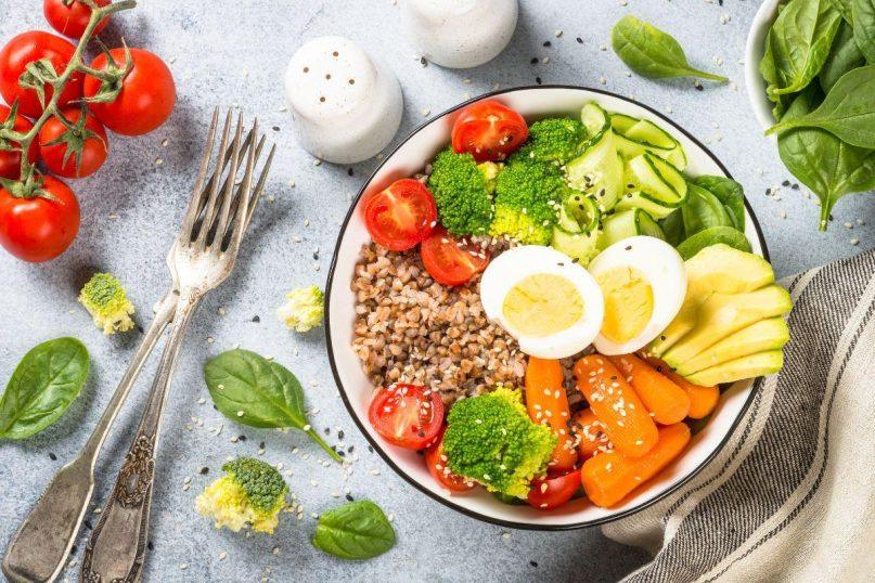 Ko nevalgyti sulaukus 50 metų: gydytoja papasakojo, kaip pakeisti mitybą