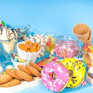 Kokie simptomai rodo, kad jūsų mitybos racione yra per daug cukraus?