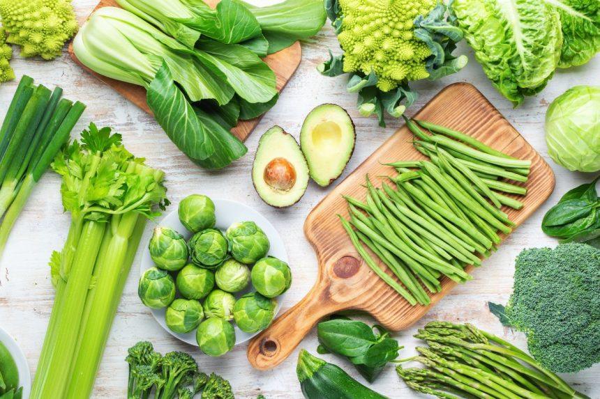 Kokios 5 mažo kaloringumo daržovės gali padėti greitai numesti svorį: mitybos specialistų rekomendacijos