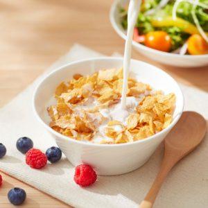 Kokių maisto produktų reikėtų vengti metant svorį: gydytojo patarimai