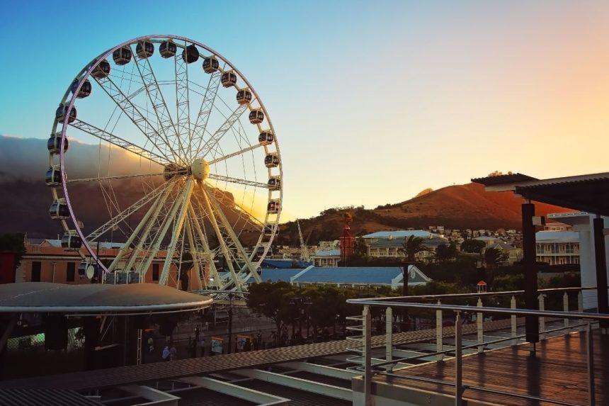 Kuri šalis turi tris sostines ir kodėl taip susiklostė?