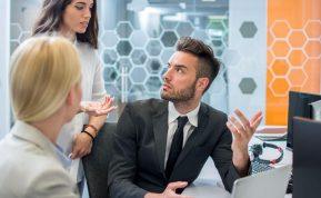 Kurie Zodiako ženklai gali tapti nemėgstamais savo darbo vietoje?