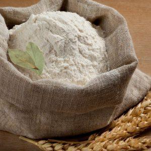 Lauro lapas ne tik prieskonis – jis apsaugo nuo kenkėjų ir valo orą namuose