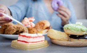 Mitybos specialistė paaiškino, kaip esant stresui nustoti valgyti