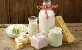 Mitybos specialistė papasakojo apie pieno keliamą pavojų