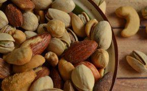 Mokslininkai išsiaiškino, kurie riešutai padeda numesti svorio