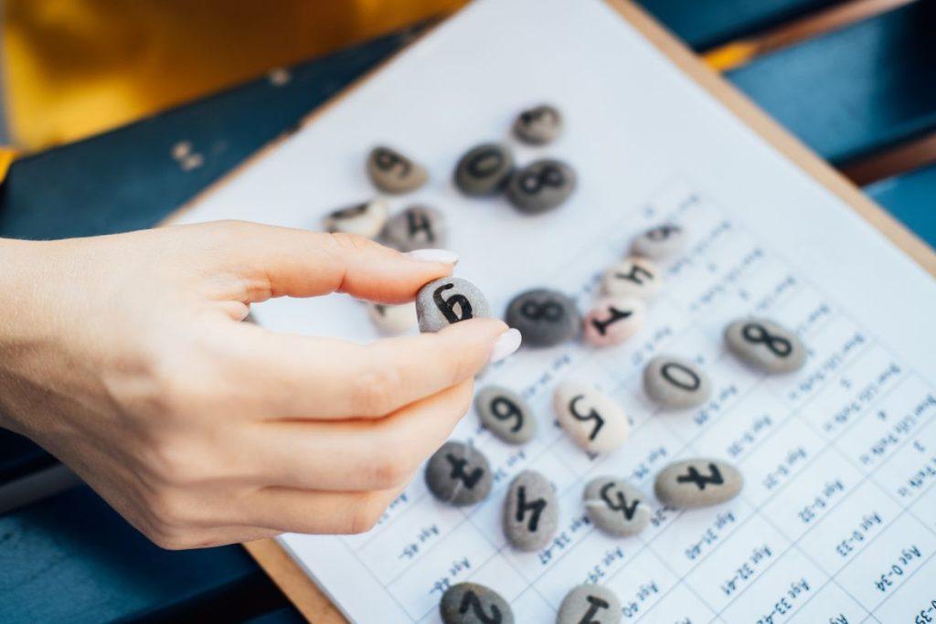 Numerologija: apskaičiuokite, kurie gyvenimo metai jums bus svarbiausi. Numerologinis skaičiavimas