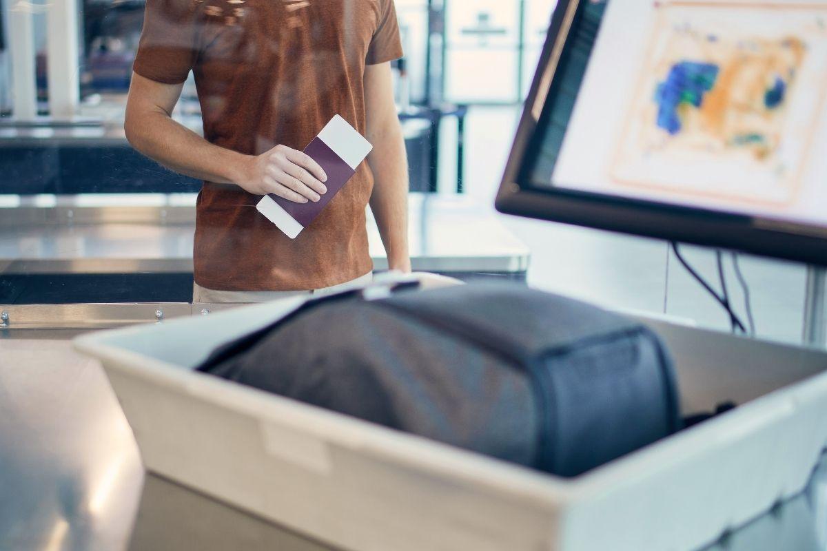 Oro uosto taisyklės, kurios nustebins keliautojus