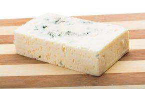 Pelėsis ant sūrio: ar jis tikrai yra sveikas? Sužinokite!