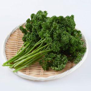 Prieskonių kubeliai: patogus būdas išsaugoti žalumynų likučius iki kito patiekalų gaminimo