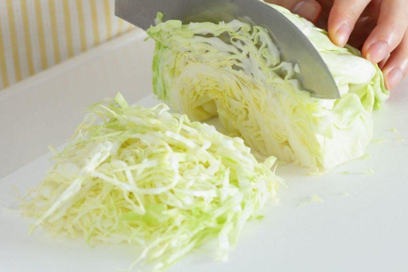 Raugintų salotų receptas su kopūstais ir paprika