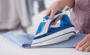 Teta mane išmokė triuko su lygintuvu ir plastikiniu buteliu