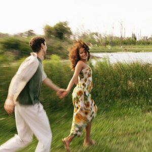 10 pamokų, kurias turėtumėte suprasti, jei norite užmegzti artimus santykius