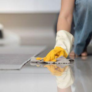 10 valymo klaidų, kurios niekais paverčia pastangas sutvarkyti namus