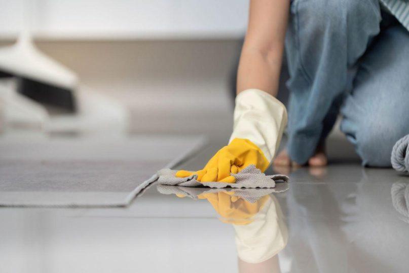 10 valymo klaidų, kurios niekais paverčia pastangas sutvarkyti namus