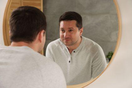 3 būdai, kaip pamilti savo atvaizdą veidrodyje