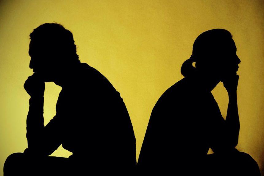 4 priežastys, kodėl sunku nutraukti toksiškus santykius