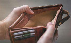 5 blogi įpročiai, kurie trukdo jums praturtėti