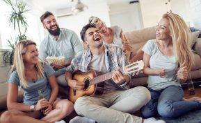 5 draugų tipai, kuriuos turėtų turėti kiekvienas žmogus