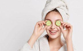 5 minučių ryto veido priežiūros ritualas, kuris veikia geriau nei „Photoshop“