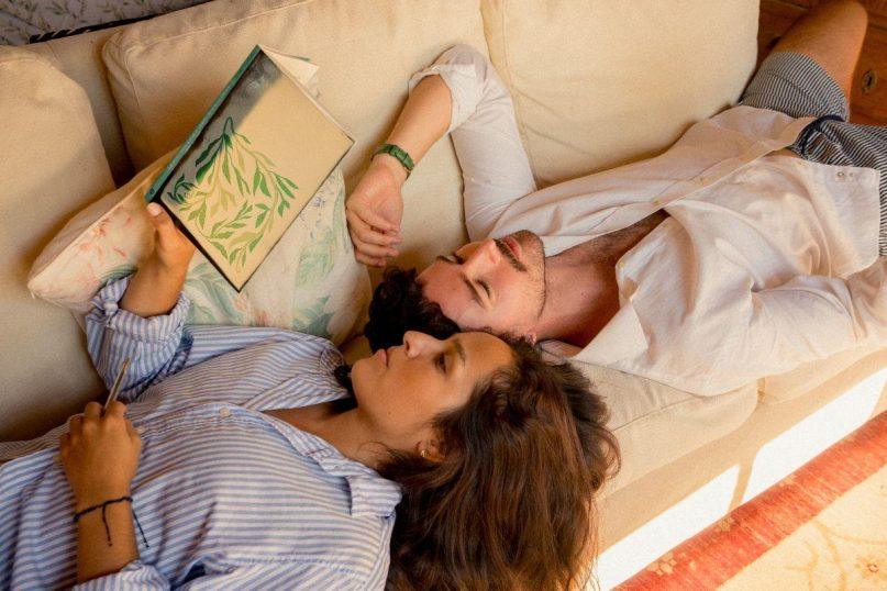 8 požymiai, kad jus ir jūsų mylimąjį sieja karminis ryšys.