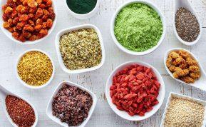 9 supermaisto produktai ilgaamžiškumui: maistas, kuris padeda senėti sveikai