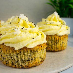 Citrininiai keksiukai su aguonomis