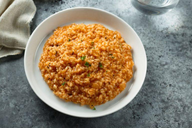 Kreminiai ryžiai su pomidorais