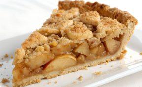 Obuolių pyragas trupinių viršumi