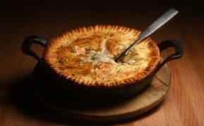 Paprastas vištienos ir porų pyragas