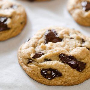 Sviestiniai sausainiai su šokoladu