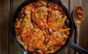 Vištiena sodriame padaže