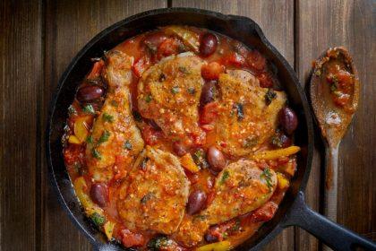 Vištiena sodriame padaže