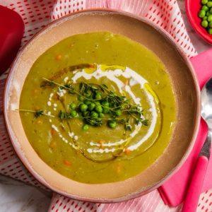 Žaliųjų žirnelių ir kumpio sriuba