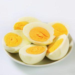 Ar galima valgyti patamsėjusį kiaušinio trynį?