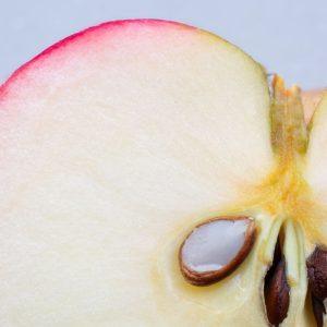 Ar obuolių sėklos yra pavojingos sveikatai: ką reikia žinoti